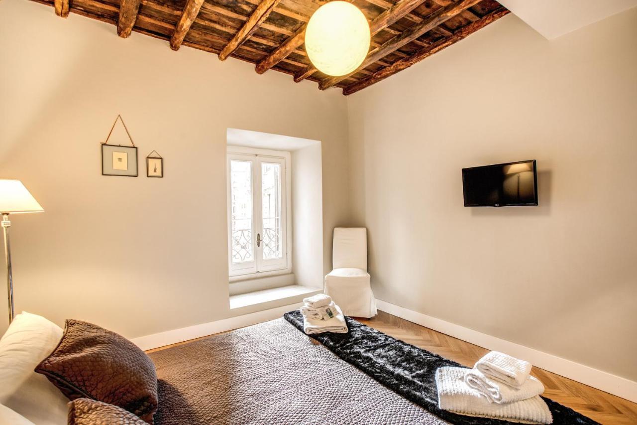 Trevi Fountain Superior 3 Bdr Appartement