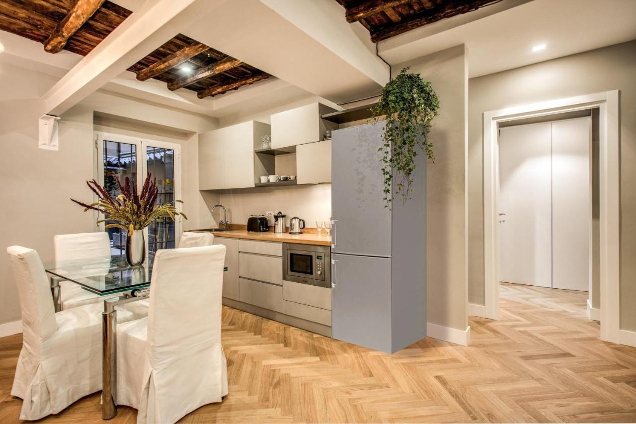 Appartement Trevi Fountain Superior 3 Bdr *